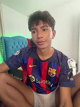 Leonarrrd 01 online show from March 2026 10:25:01 PM