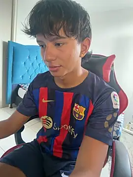 Leonarrrd 01 online show from December 2025 04:06:01 PM