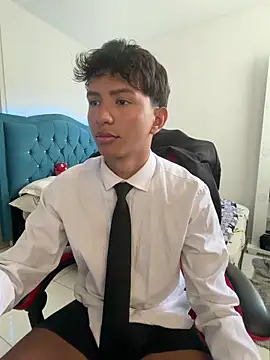 Leonarrrd 01 online show from March 2026 09:15:02 PM