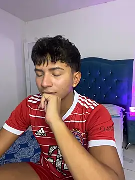 Leonarrrd 01 online show from October 2025 12:33:02 AM