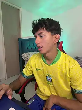 Leonarrrd 01 online show from April 2026 11:19:01 PM