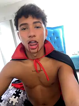 Leonarrrd 01 online show from October 2025 04:36:01 PM