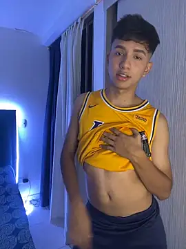 Leonarrrd 01 online show from January 2025 03:08:01 AM