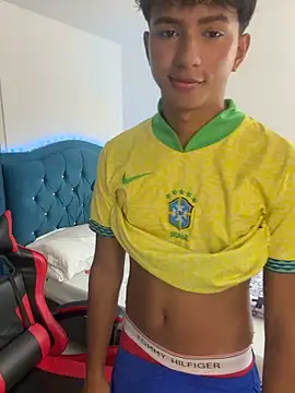 Leonarrrd 01 online show from February 2026 09:58:02 PM