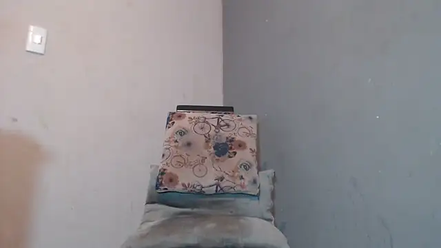 Amazing12inch online show from March 2026 12:30:01 AM