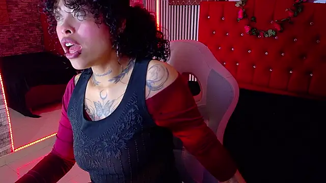 miahernadez303av online show from January 2026 04:27:01 AM