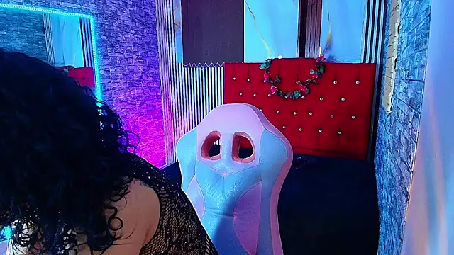 miahernadez303av online show from December 2025 04:03:01 AM