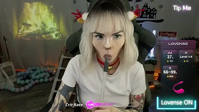 Kerry Kirk online show from December 2025 09:37:02 PM