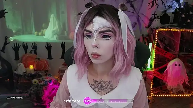 Snapshot of Kerry_Kirk chatting on October 2025 08:16:01 PM Kerry Kirk online show from October 2025 08:16:01 PM