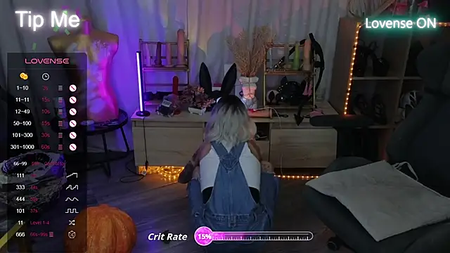 Snapshot of Kerry_Kirk chatting on October 2025 10:08:02 PM Kerry Kirk online show from October 2025 10:08:02 PM