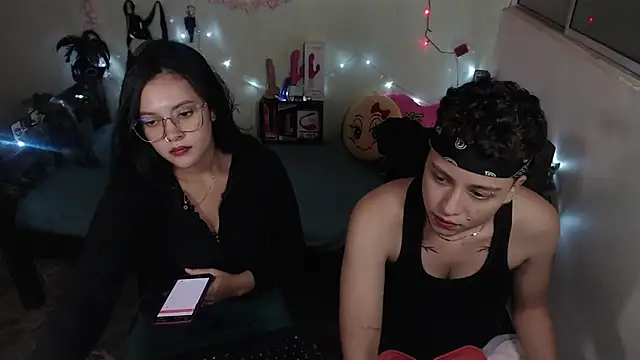 Antonella Cruz02 online show from February 2025 02:12:02 AM