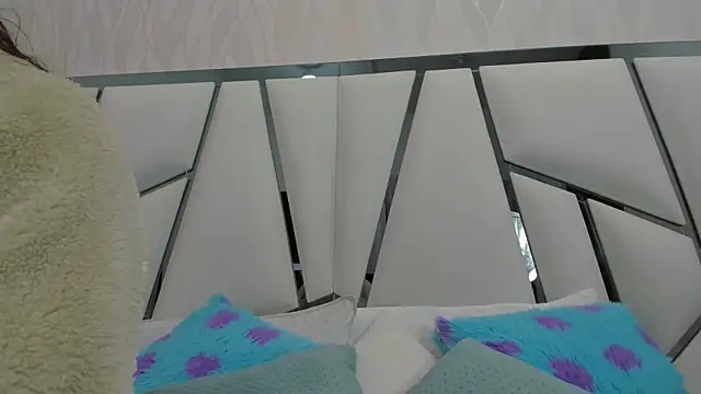  aurora18  online show from April 2026 03:10:02 AM