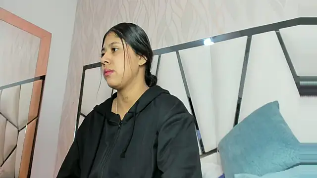  aurora18  online show from February 2026 03:04:02 AM