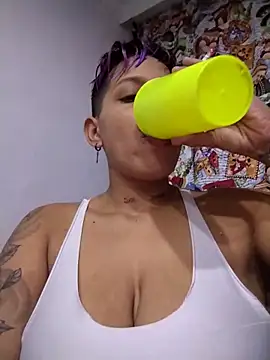 Snapshot of Dirty_Zoe chatting on January 2026 03:45:01 AM Dirty Zoe online show from January 2026 03:45:01 AM