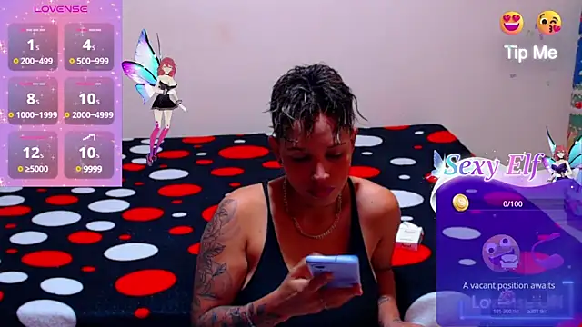 Snapshot of Dirty_Zoe chatting on February 2025 11:09:01 PM Dirty Zoe online show from February 2025 11:09:01 PM