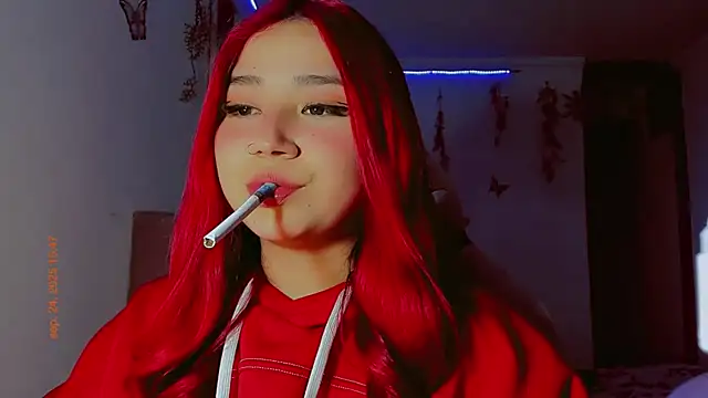 Snapshot of madisonx17 chatting on September 2025 08:48:02 PM madisonx17 online show from September 2025 08:48:02 PM