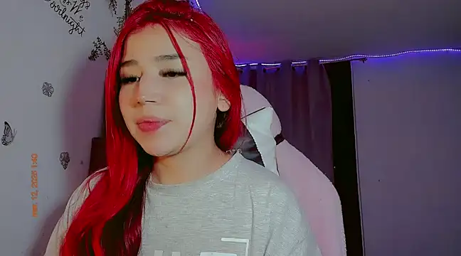 Snapshot of madisonx17 chatting on March 2025 06:51:01 AM madisonx17 online show from March 2025 06:51:01 AM