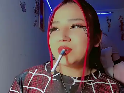 Snapshot of madisonx17 chatting on October 2025 11:00:02 PM madisonx17 online show from October 2025 11:00:02 PM