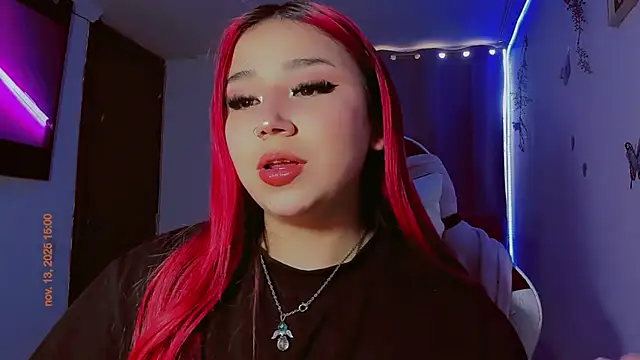 Snapshot of madisonx17 chatting on November 2025 08:02:01 PM madisonx17 online show from November 2025 08:02:01 PM