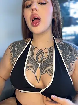 ValerieHilton online show from October 2025 09:37:02 PM