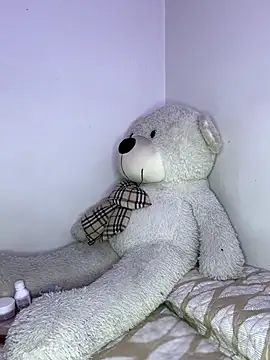 ValerieHilton online show from November 2025 10:10:01 PM