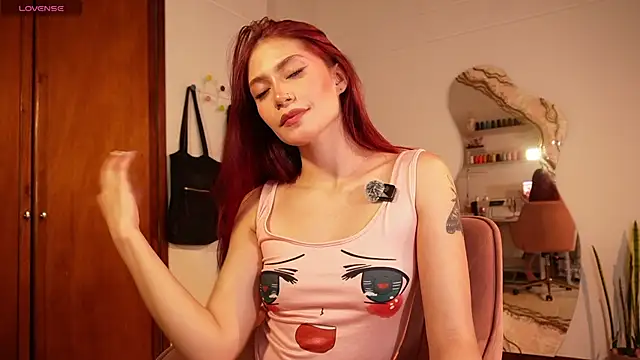 chloebritto online show from July 2026 09:15:02 PM