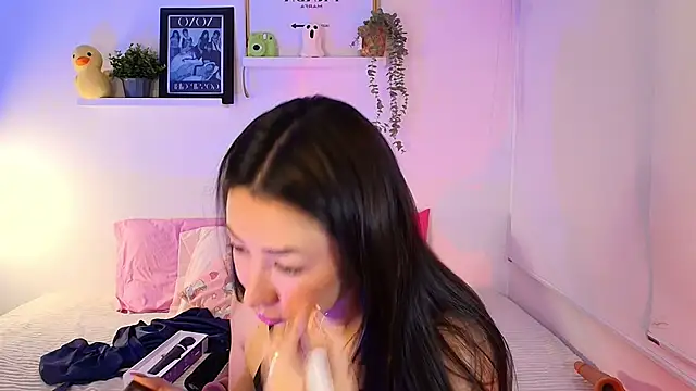 Snapshot of lilyy_evanss chatting on November 2025 11:25:02 PM lilyy evanss online show from November 2025 11:25:02 PM