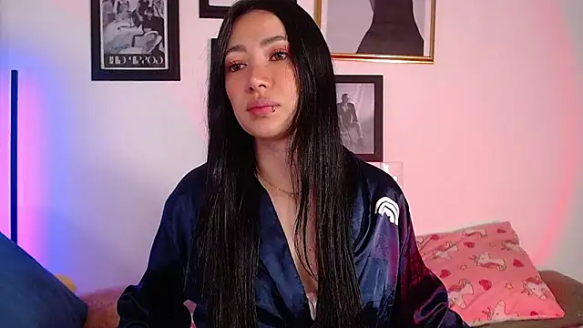 lilyy evanss online show from January 2025 11:49:02 PM