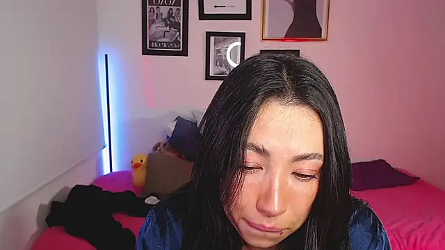 lilyy evanss online show from February 2025 01:08:02 AM