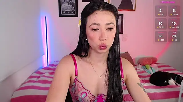 lilyy evanss online show from January 2025 01:27:01 AM