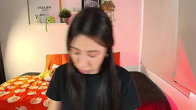 Snapshot of lilyy_evanss chatting on November 2025 09:52:01 PM lilyy evanss online show from November 2025 09:52:01 PM