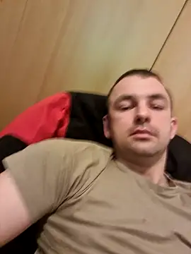 Snapshot of magicSeX4You chatting on February 2025 05:55:02 PM magicSeX4You online show from February 2025 05:55:02 PM