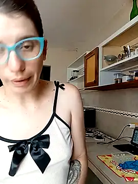 Luna-e-Franco1 online show from February 2025 06:41:02 PM