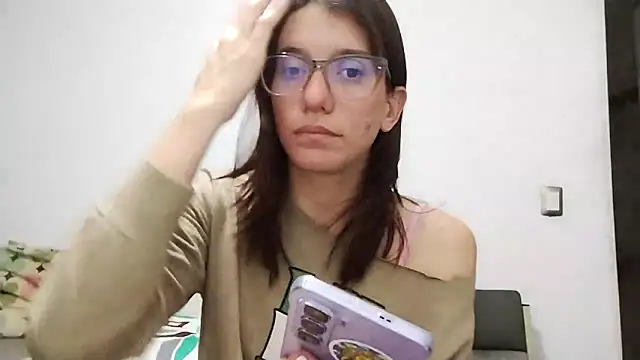 Luna-e-Franco1 online show from April 2026 11:05:02 PM