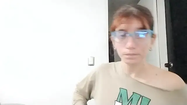 Luna-e-Franco1 online show from January 2026 12:06:02 AM