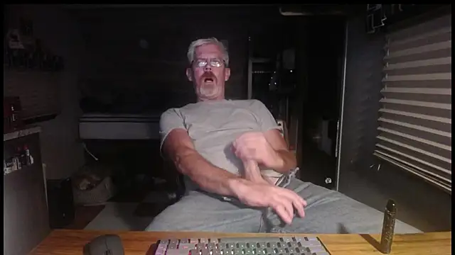 Snapshot of Di9ital069 chatting on October 2025 04:35:01 AM Di9ital069 online show from October 2025 04:35:01 AM