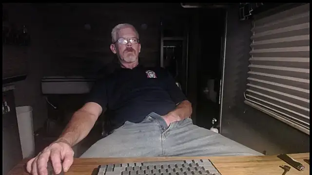 Snapshot of Di9ital069 chatting on September 2025 01:27:01 AM Di9ital069 online show from September 2025 01:27:01 AM