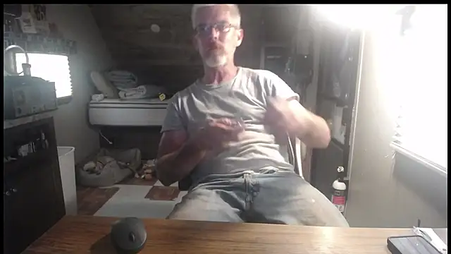 Snapshot of Di9ital069 chatting on October 2025 05:25:01 PM Di9ital069 online show from October 2025 05:25:01 PM