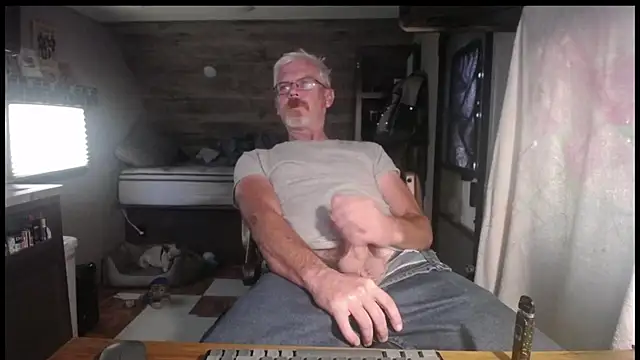 Snapshot of Di9ital069 chatting on October 2025 05:24:01 PM Di9ital069 online show from October 2025 05:24:01 PM