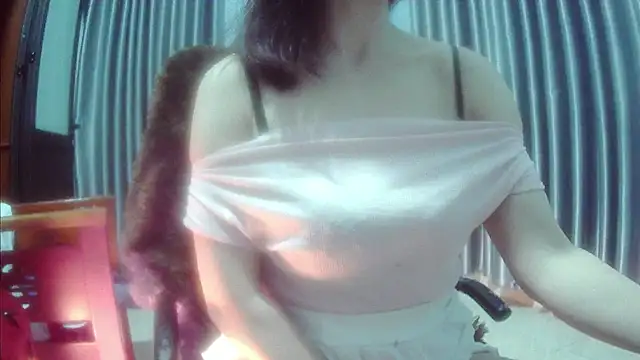 Yii-Ser online show from February 2026 02:50:01 PM