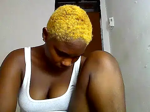Snapshot of SexyKimberly23 chatting on October 2025 07:21:01 AM SexyKimberly23 online show from October 2025 07:21:01 AM