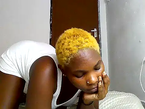 Snapshot of SexyKimberly23 chatting on October 2025 07:35:02 PM SexyKimberly23 online show from October 2025 07:35:02 PM