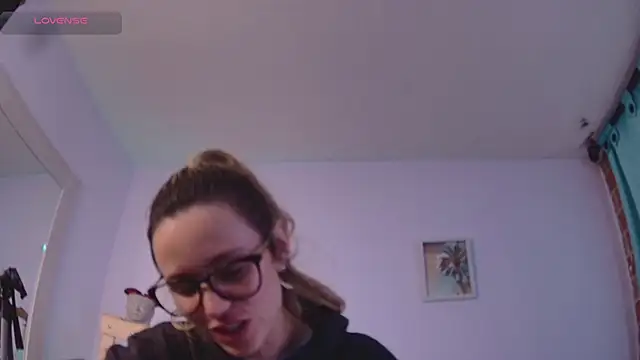 Lucy Princes online show from February 2025 05:24:01 AM