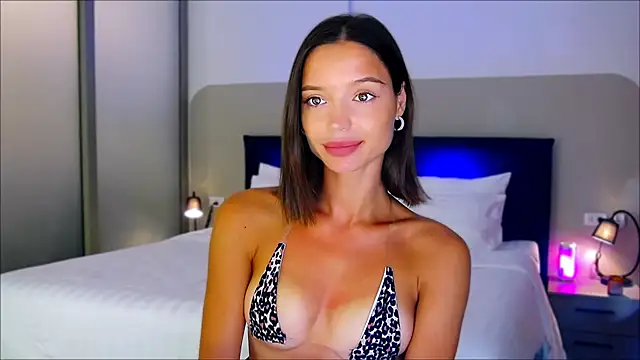 Snapshot of wow_Mia chatting on January 2025 01:59:02 AM wow Mia online show from January 2025 01:59:02 AM