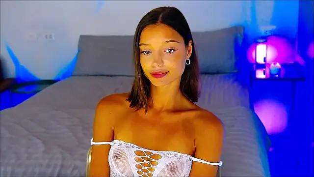 Snapshot of wow_Mia chatting on February 2025 05:18:02 AM wow Mia online show from February 2025 05:18:02 AM