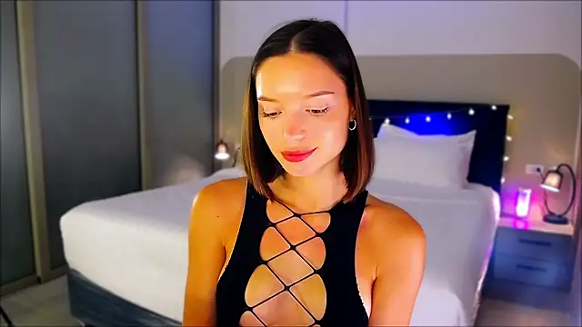 Snapshot of wow_Mia chatting on December 2024 02:41:01 AM wow Mia online show from December 2024 02:41:01 AM