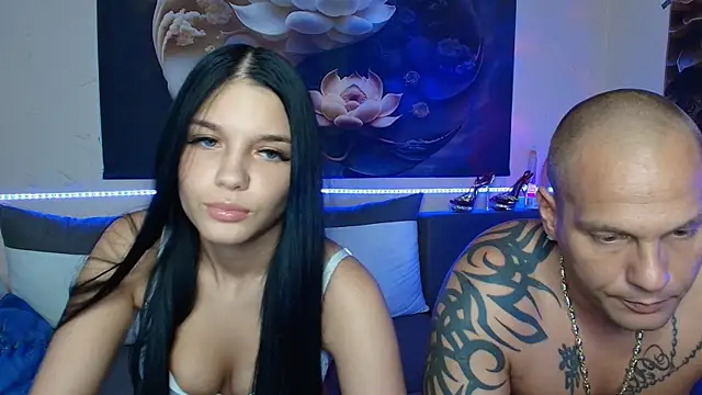 xDeepInLovexx online show from September 2025 06:03:01 PM