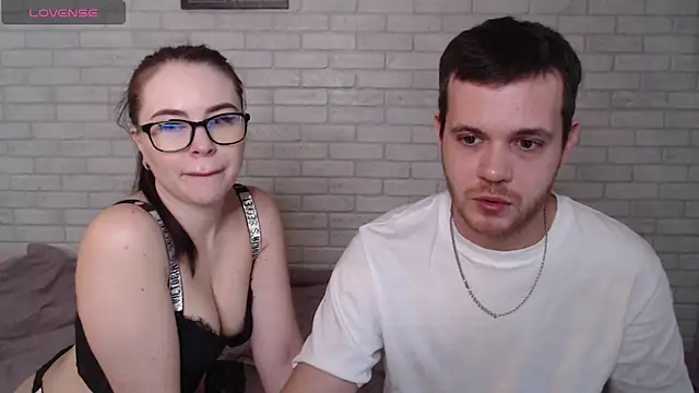 Fuckyoursecretary69 online show from May 2026 10:52:01 AM