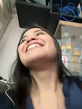Snapshot of CamilaSofiia chatting on March 2025 07:58:02 PM CamilaSofiia online show from March 2025 07:58:02 PM