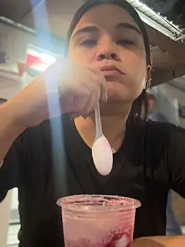 CamilaSofiia online show from June 2026 11:24:02 PM
